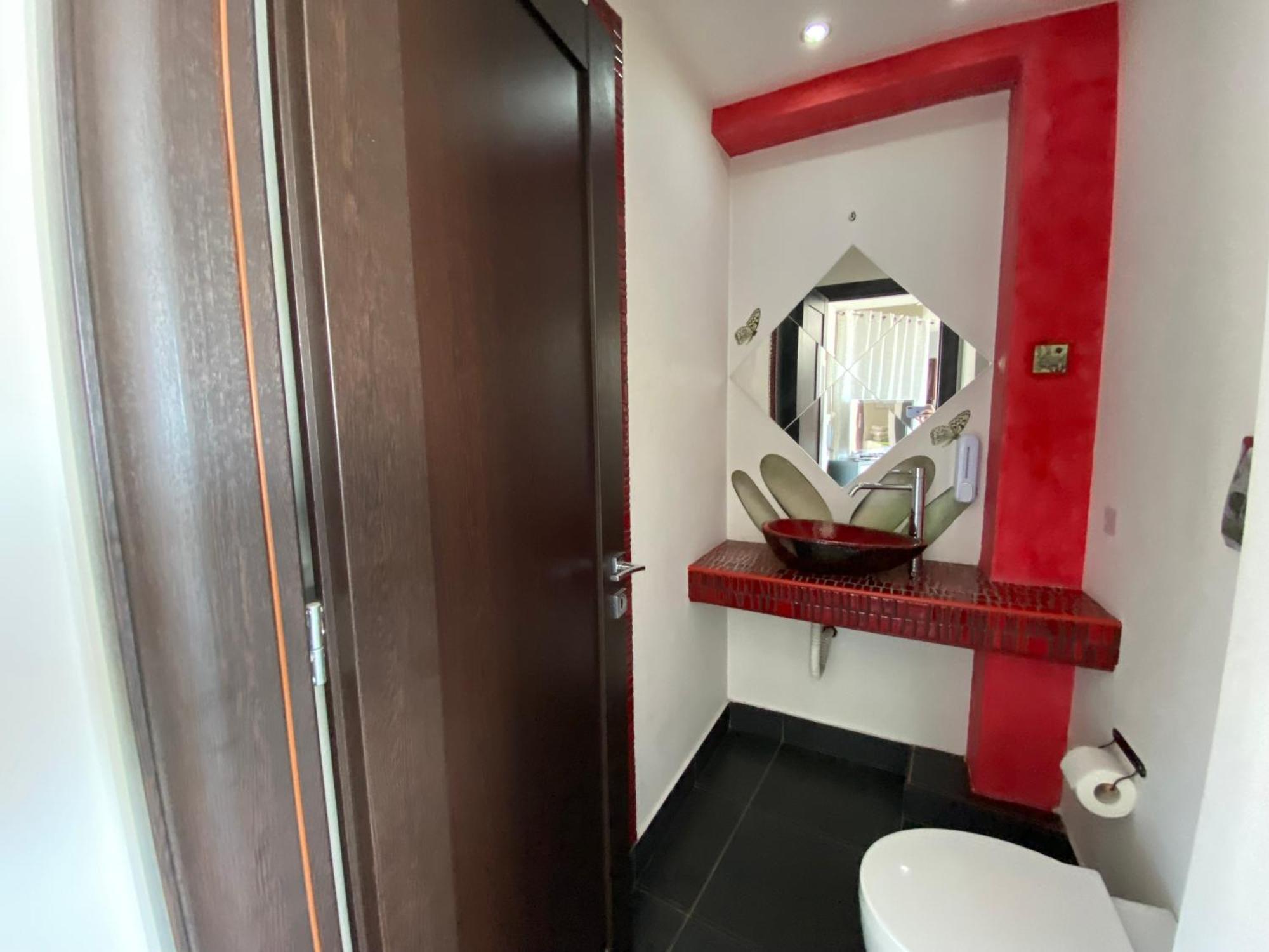 Luxury View Apartment 10Min From Athens Airport Koropion Exterior photo