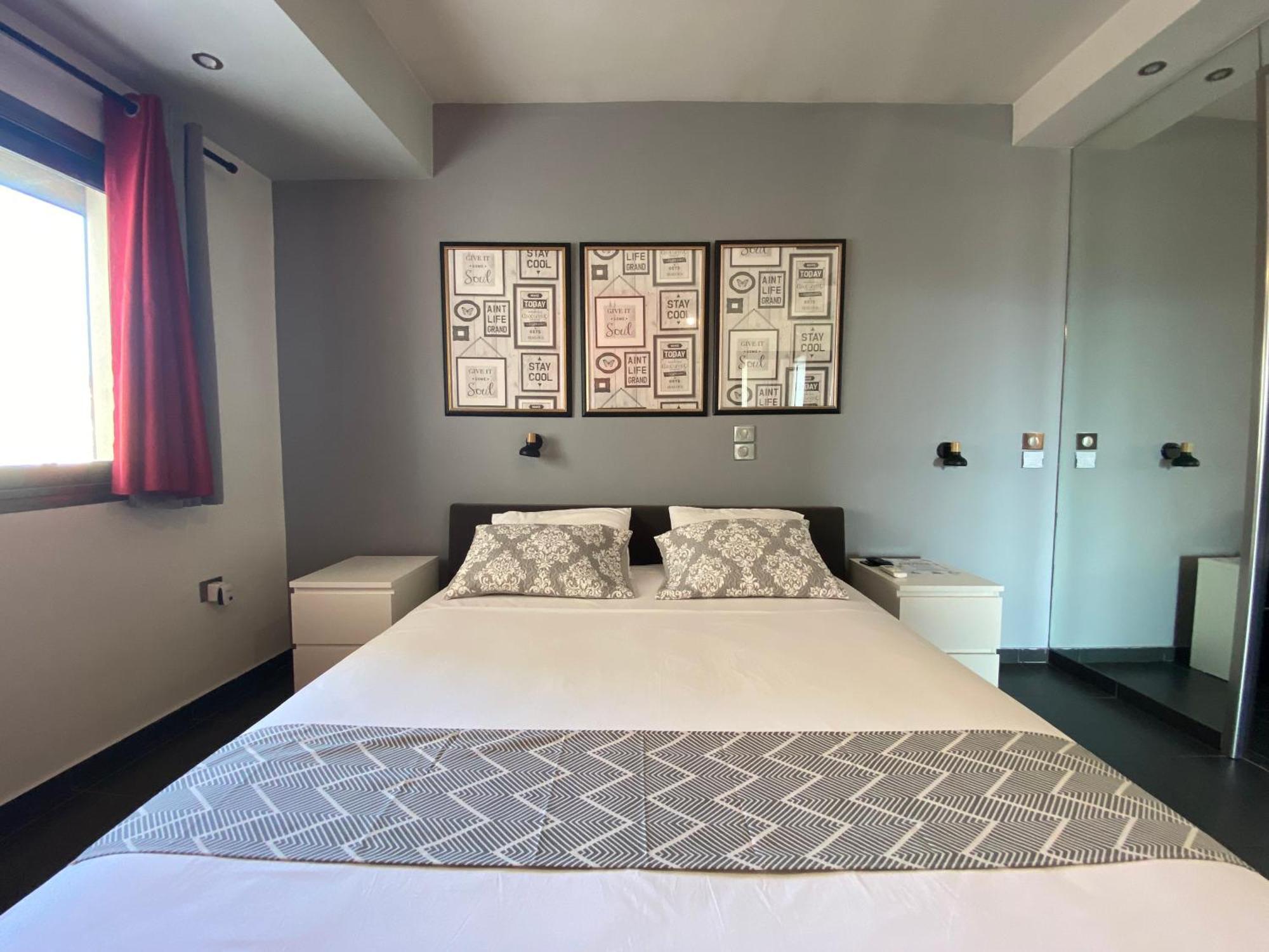 Luxury View Apartment 10Min From Athens Airport Koropion Exterior photo
